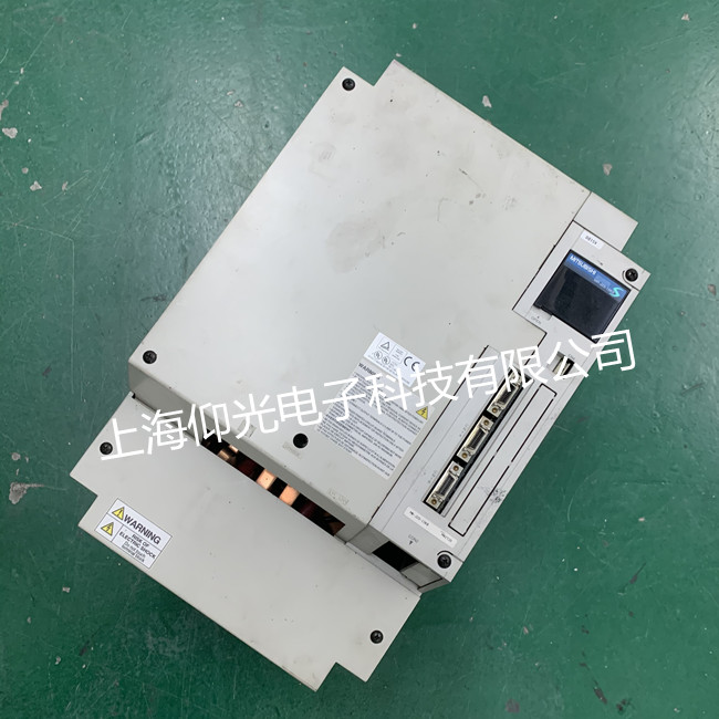 三菱伺服驅(qū)動器維修MR-J2S-15KB報(bào)警AL.45主電路過熱主電路元件過熱 主回路器件過熱修理